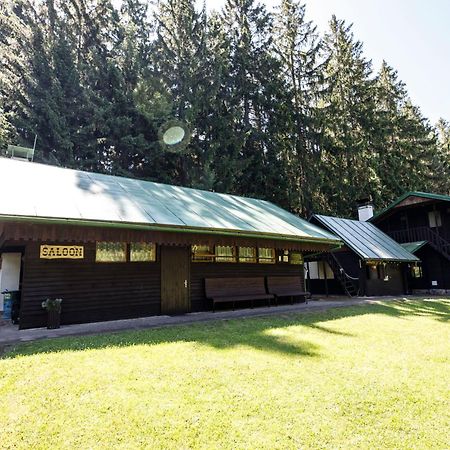 Komari Louka Nova Olesna Exterior foto