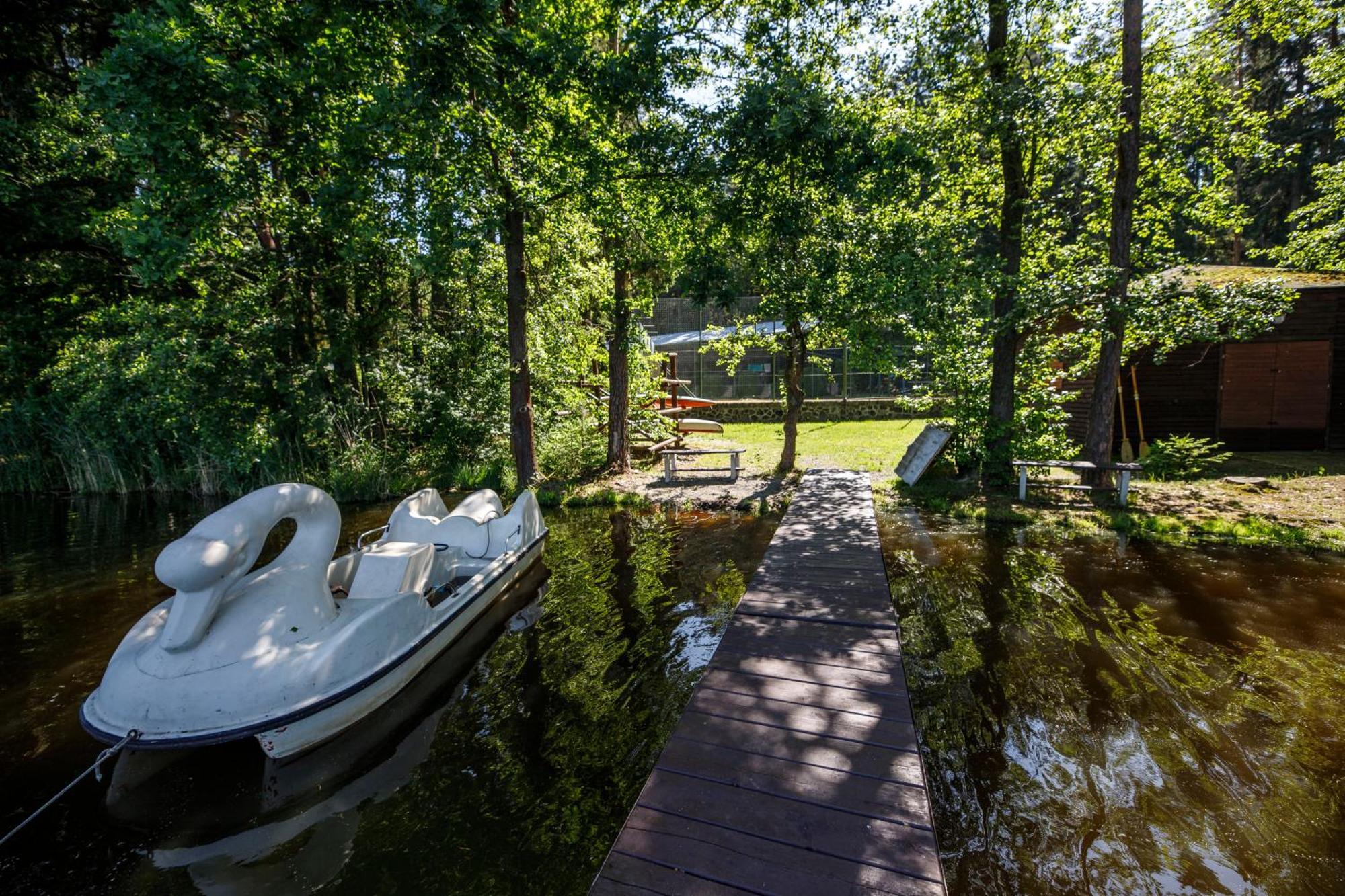 Komari Louka Nova Olesna Exterior foto